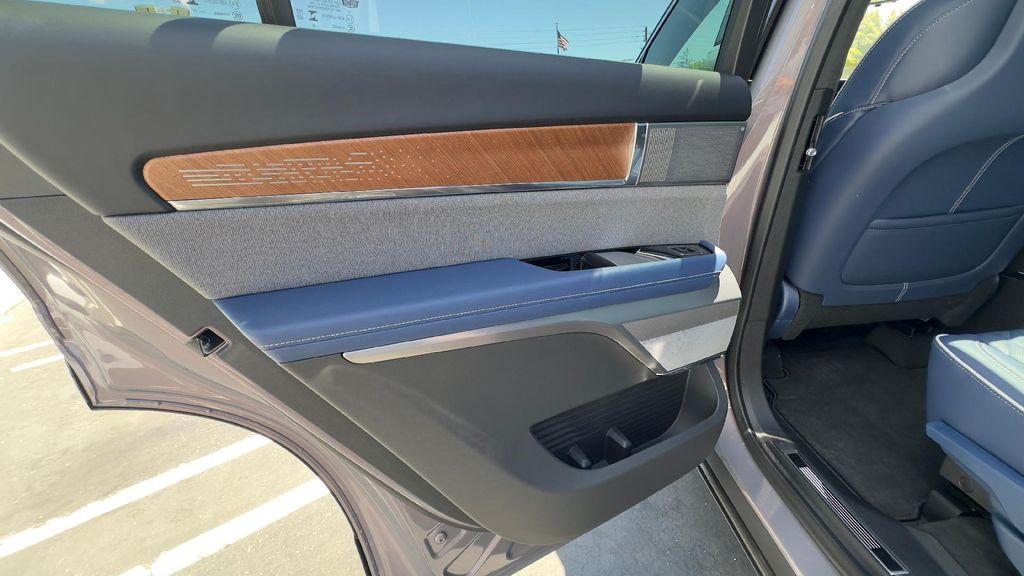 new 2026 Cadillac VISTIQ car, priced at $94,715