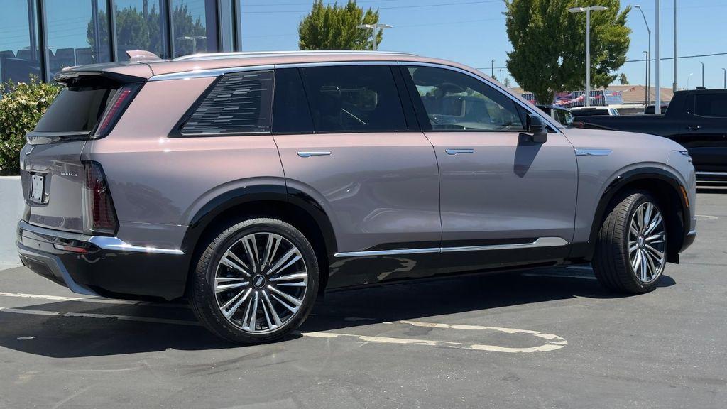 new 2026 Cadillac VISTIQ car, priced at $94,715