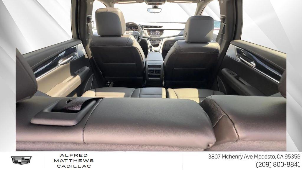 new 2025 Cadillac XT5 car, priced at $54,985