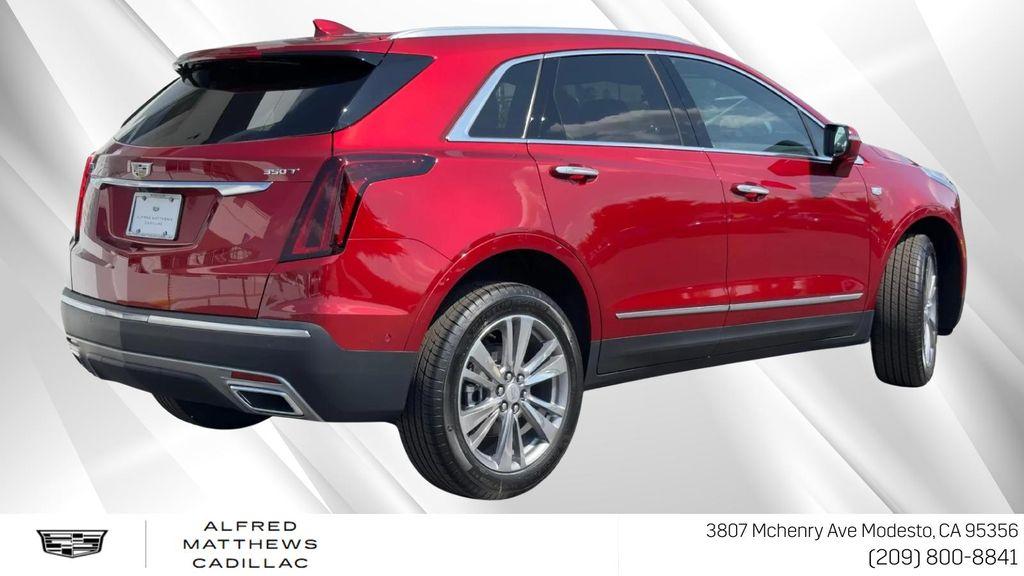 new 2025 Cadillac XT5 car, priced at $54,985