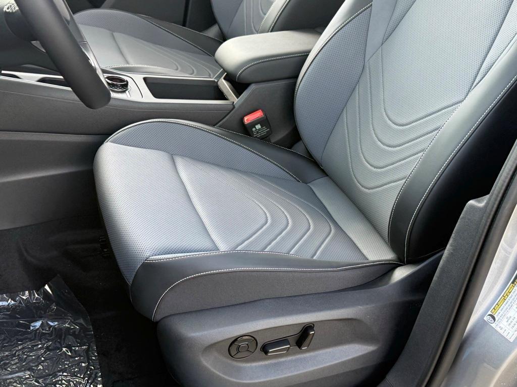 new 2025 Volkswagen Tiguan car, priced at $34,935