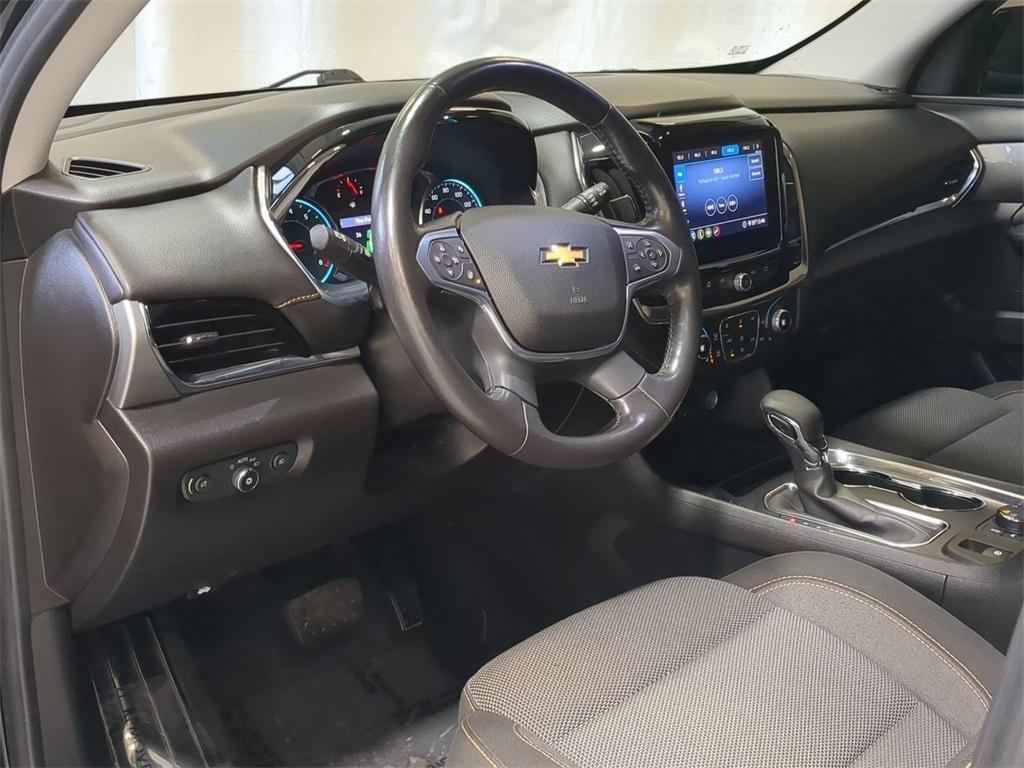 used 2021 Chevrolet Traverse car, priced at $25,495