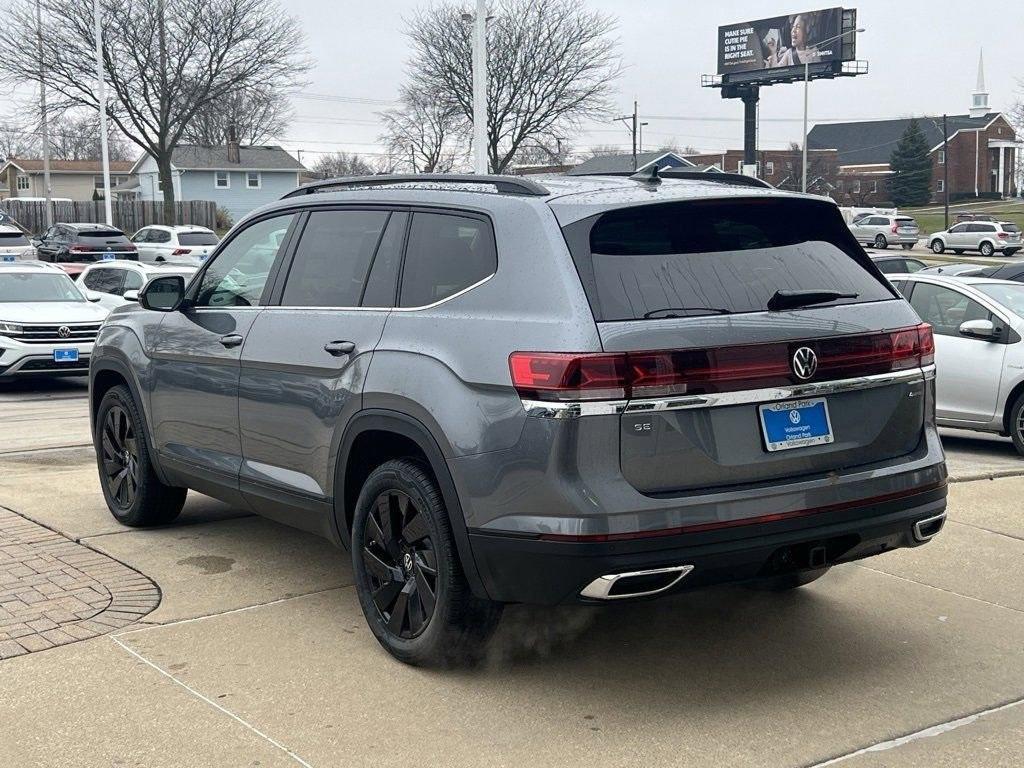 new 2025 Volkswagen Atlas car, priced at $45,073