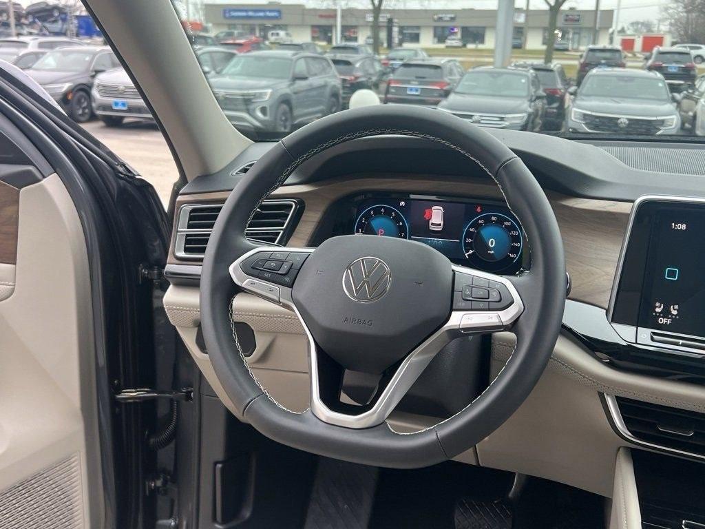 new 2025 Volkswagen Atlas car, priced at $45,073