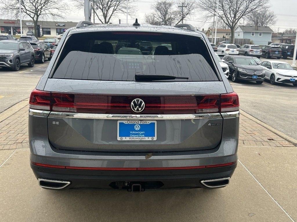 new 2025 Volkswagen Atlas car, priced at $45,073