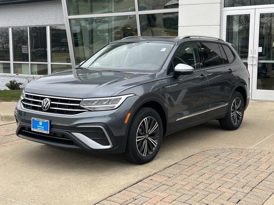 new 2024 Volkswagen Tiguan car, priced at $31,814