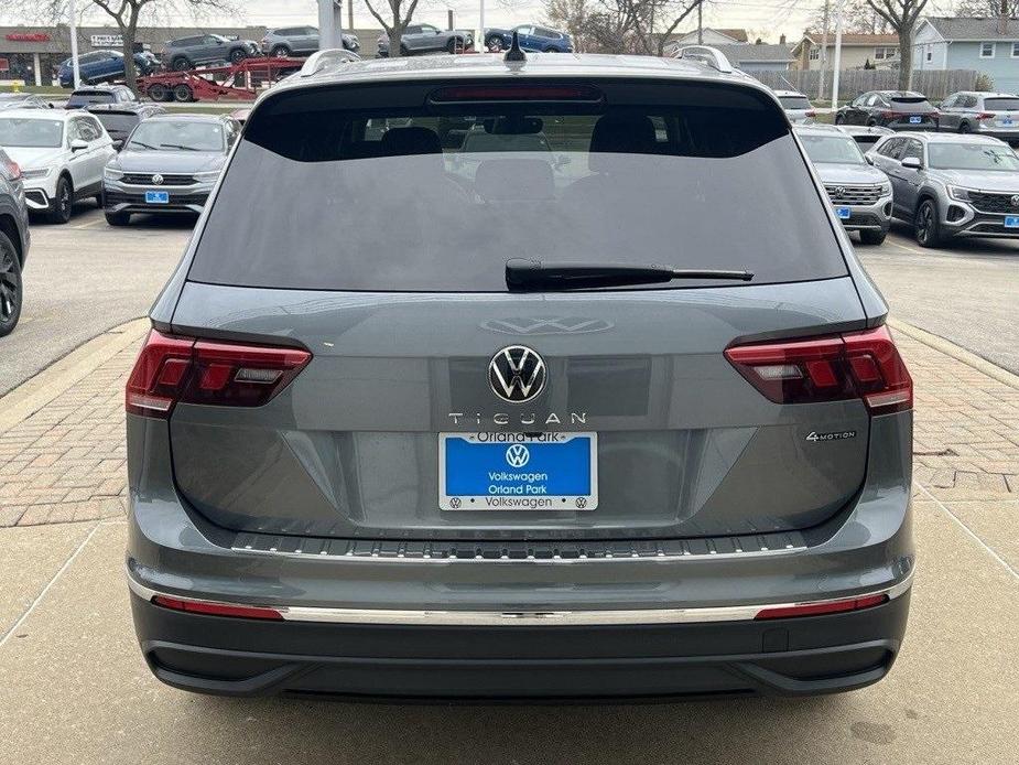 new 2024 Volkswagen Tiguan car, priced at $31,814