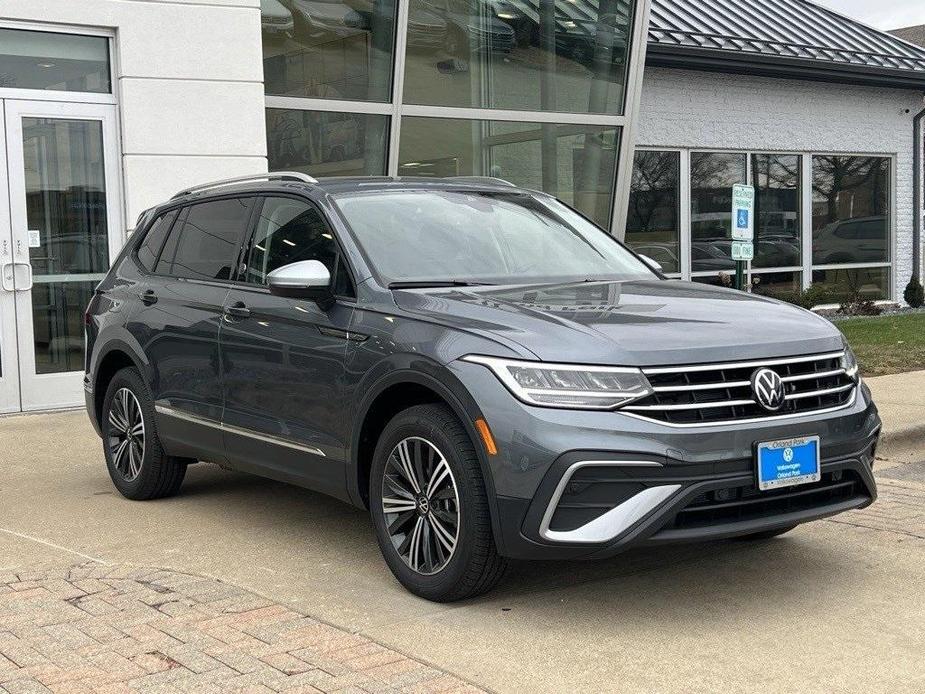 new 2024 Volkswagen Tiguan car, priced at $31,814