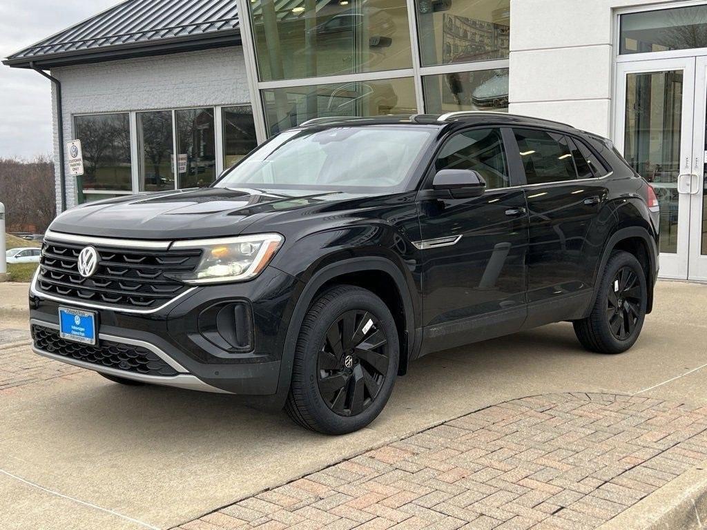 new 2025 Volkswagen Atlas Cross Sport car, priced at $44,415