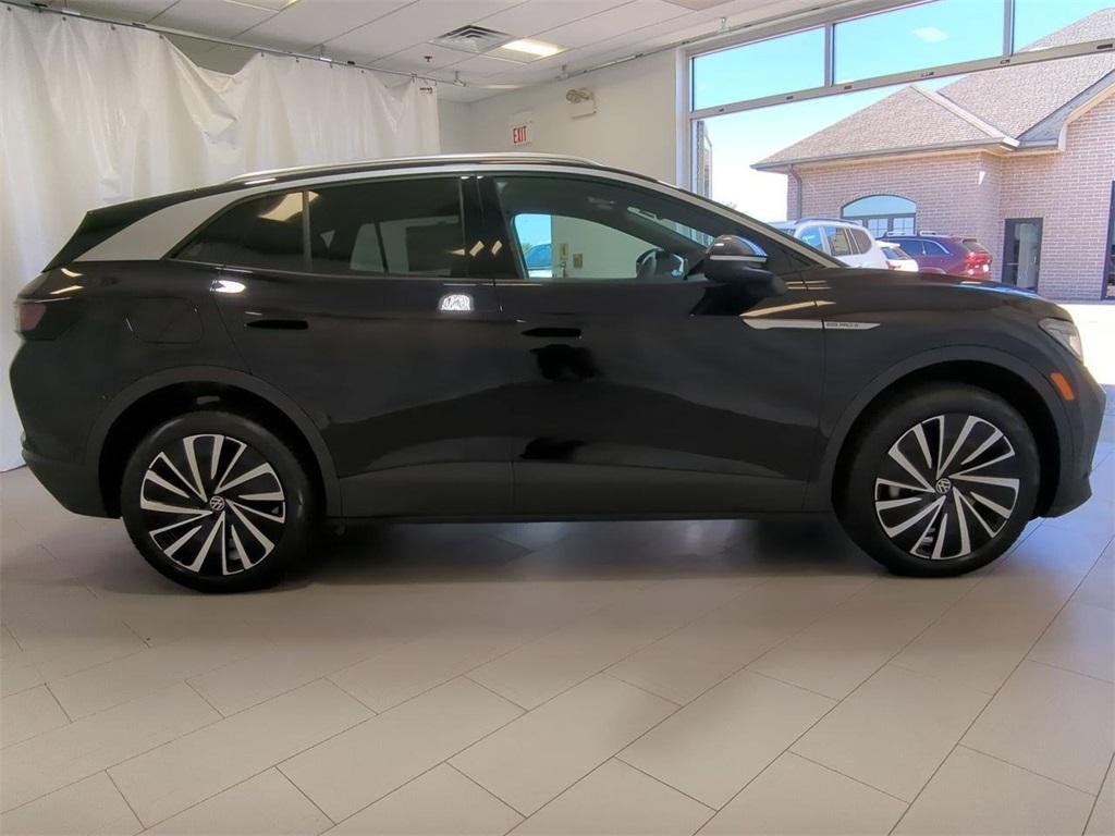 new 2023 Volkswagen ID.4 car, priced at $44,221