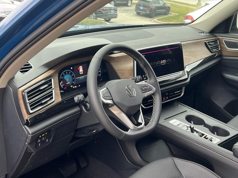 new 2025 Volkswagen Atlas car, priced at $38,636