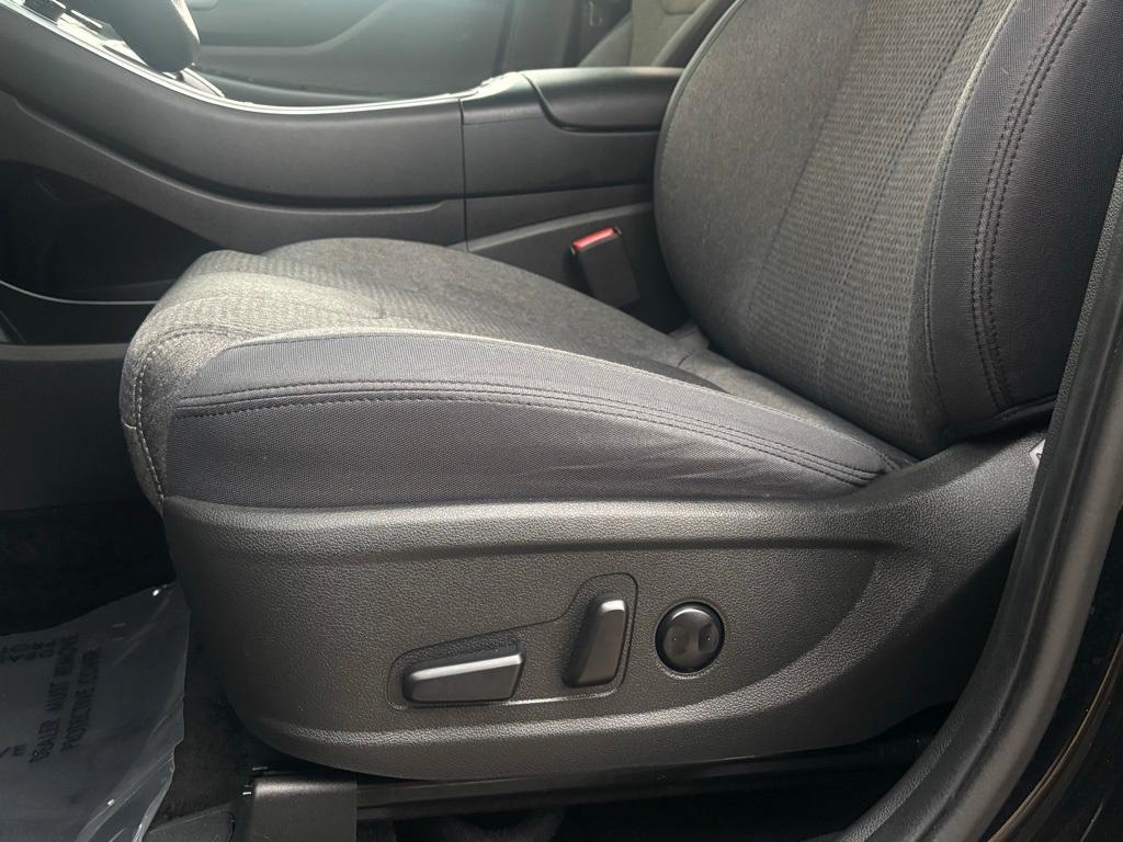 used 2022 Hyundai Santa Fe car, priced at $21,987
