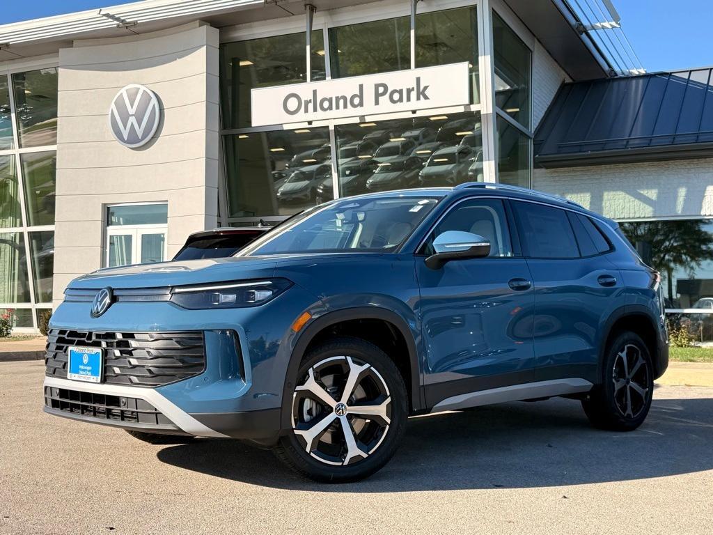 new 2025 Volkswagen Tiguan car, priced at $34,675