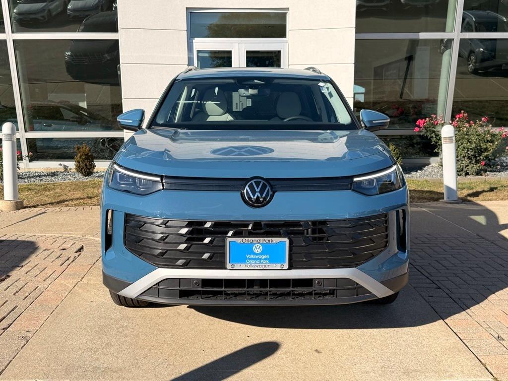 new 2025 Volkswagen Tiguan car, priced at $34,675