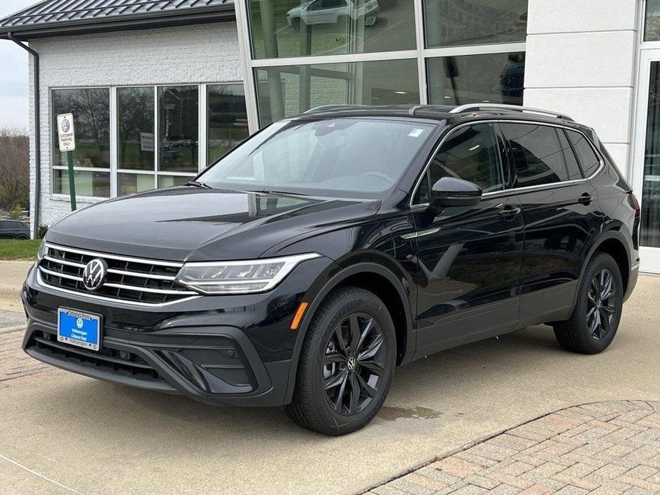 new 2024 Volkswagen Tiguan car, priced at $29,972