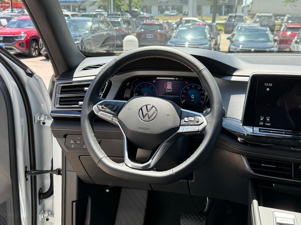 new 2025 Volkswagen Atlas Cross Sport car, priced at $37,621