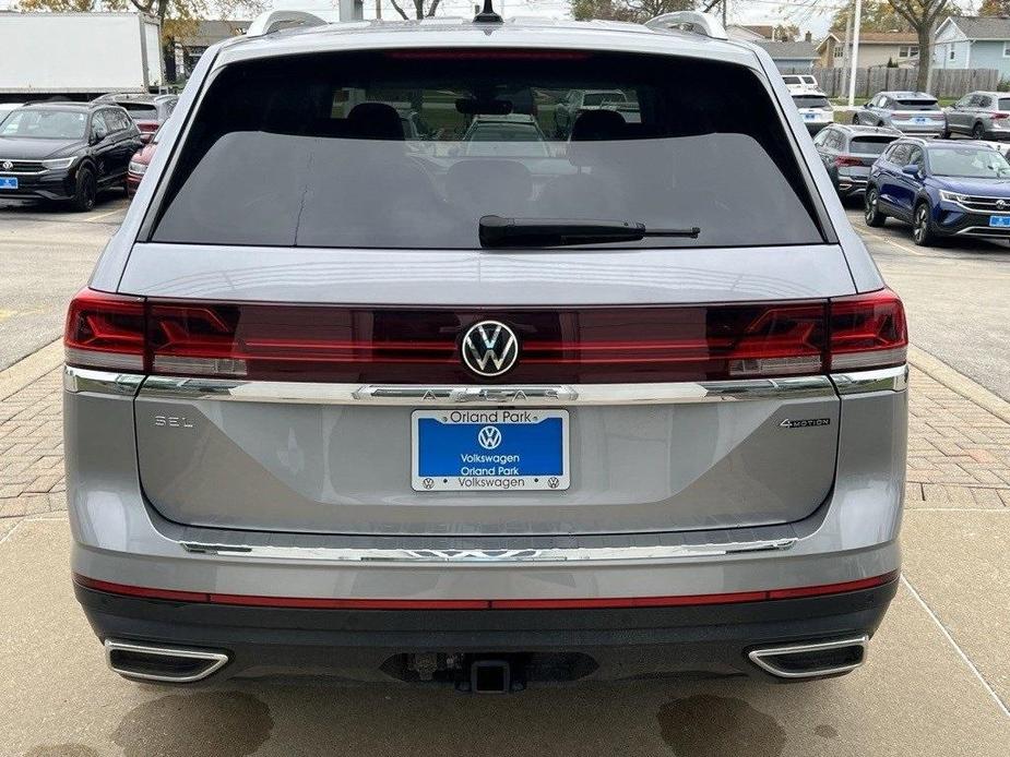 new 2024 Volkswagen Atlas car, priced at $43,127