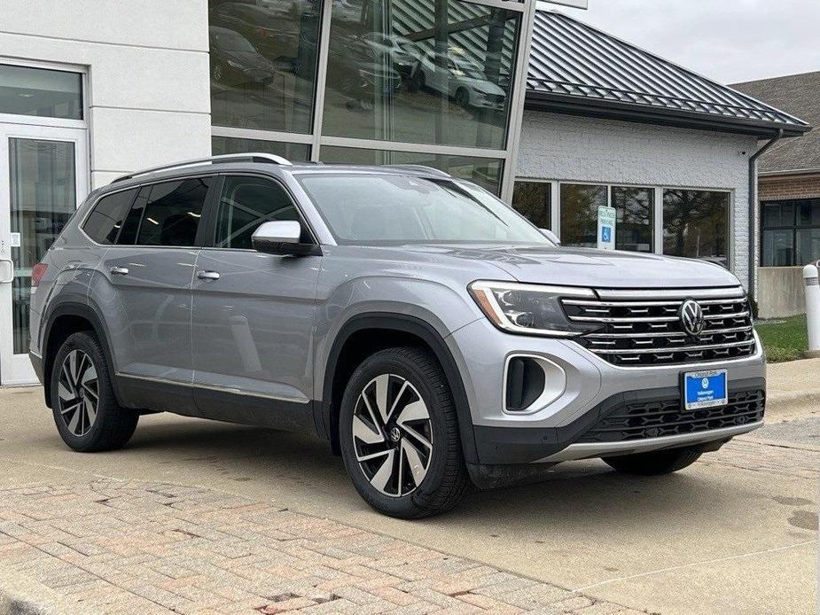 new 2024 Volkswagen Atlas car, priced at $43,127