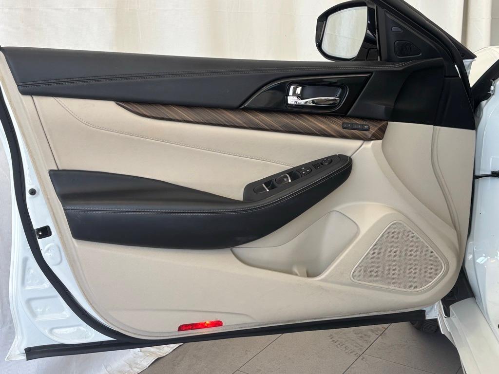 used 2016 Nissan Maxima car, priced at $19,797
