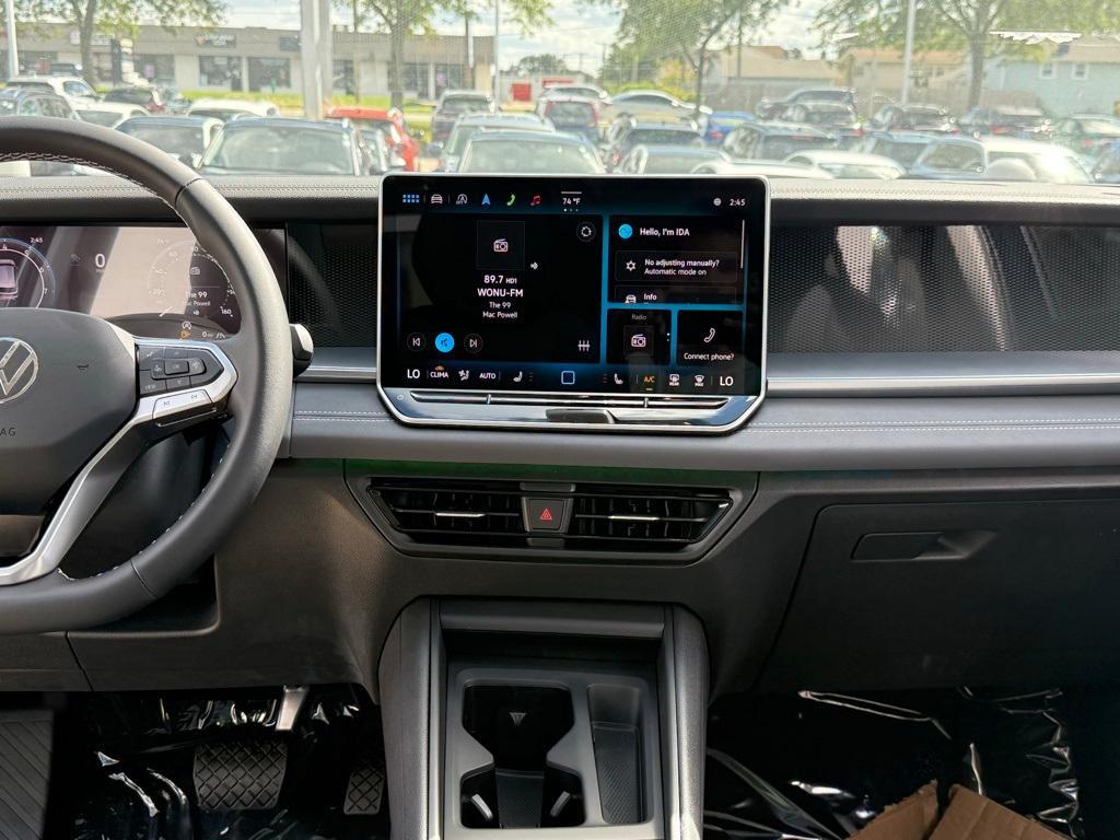 new 2025 Volkswagen Tiguan car, priced at $35,372