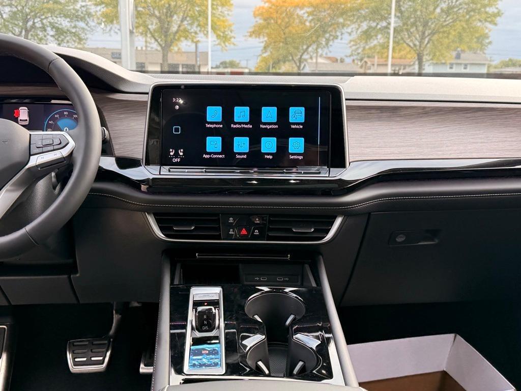 new 2026 Volkswagen Atlas car, priced at $54,474