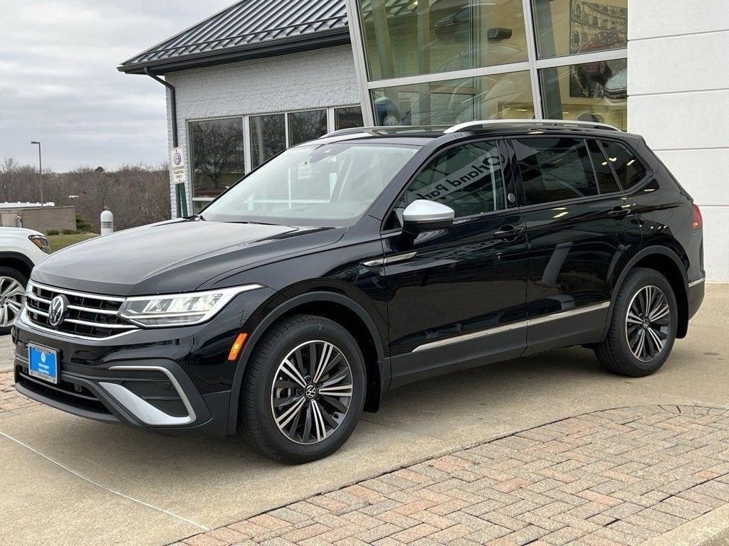 new 2024 Volkswagen Tiguan car, priced at $31,468