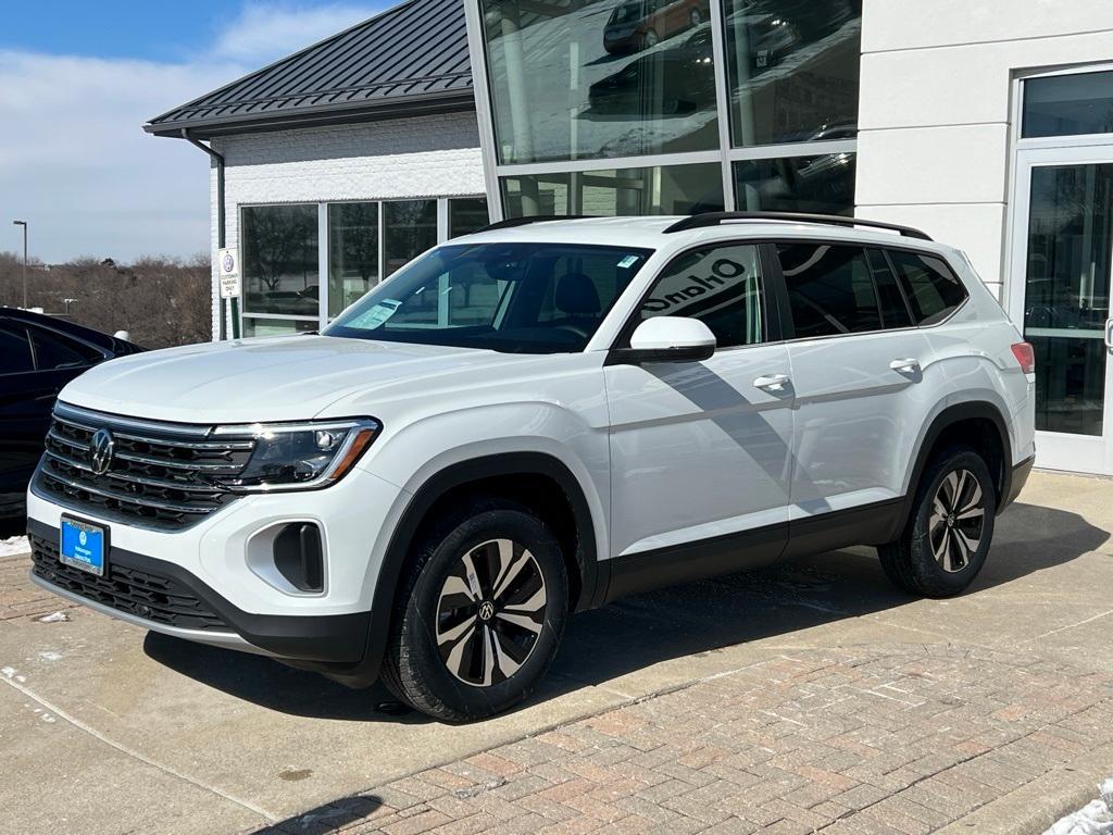 new 2025 Volkswagen Atlas car, priced at $39,006