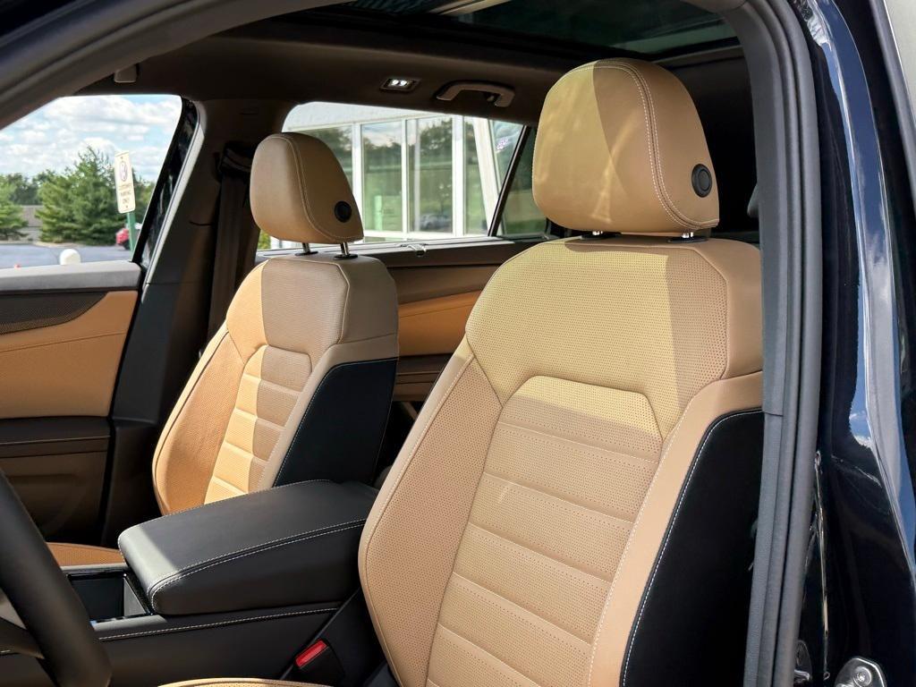 new 2025 Volkswagen Atlas Cross Sport car, priced at $47,700