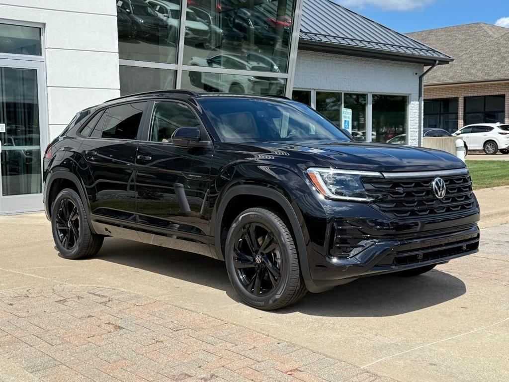new 2025 Volkswagen Atlas Cross Sport car, priced at $47,700