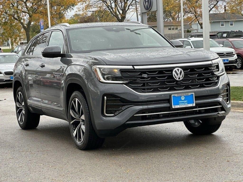 new 2025 Volkswagen Atlas Cross Sport car, priced at $51,699