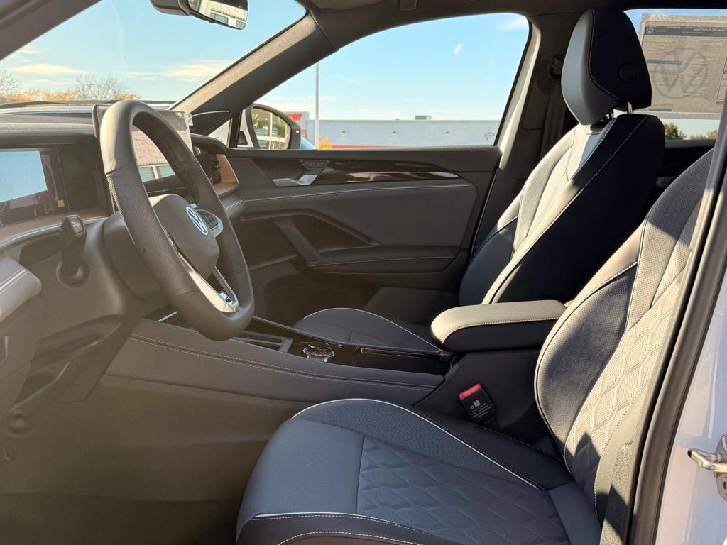 new 2026 Volkswagen Tiguan car, priced at $45,921