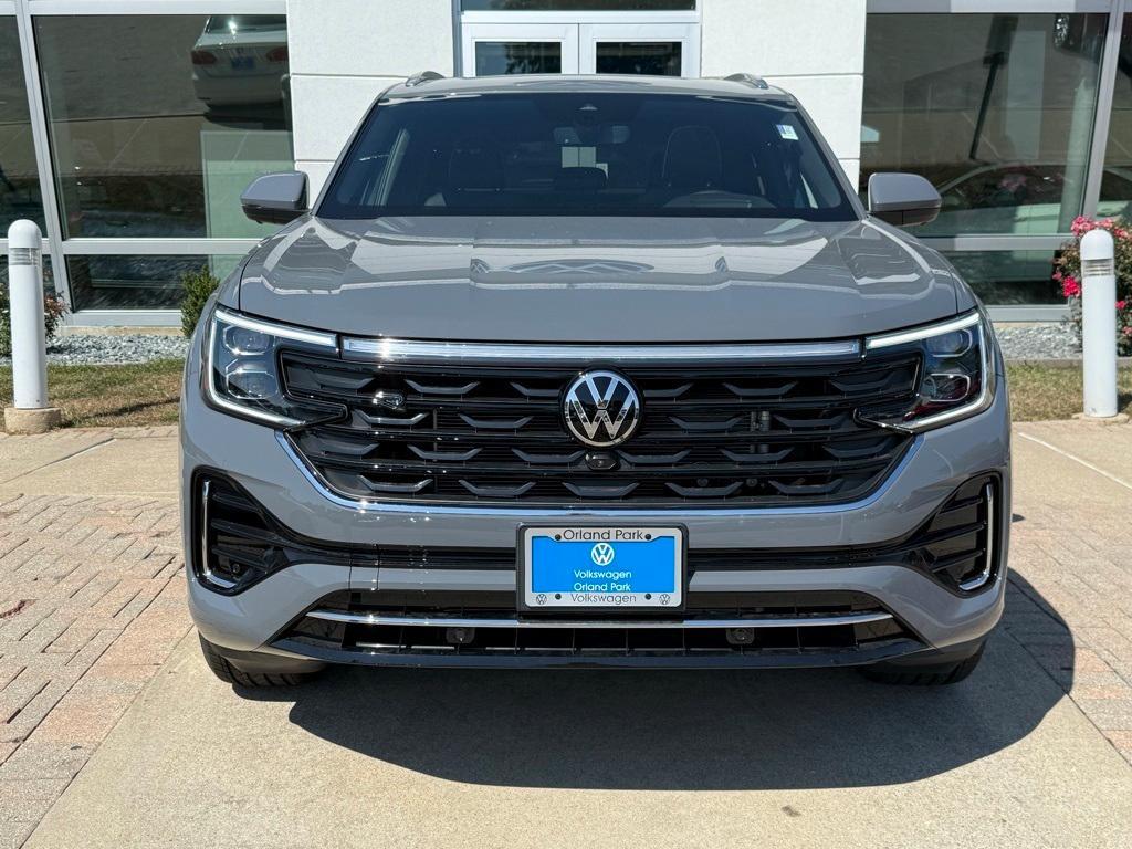new 2026 Volkswagen Atlas Cross Sport car, priced at $56,149
