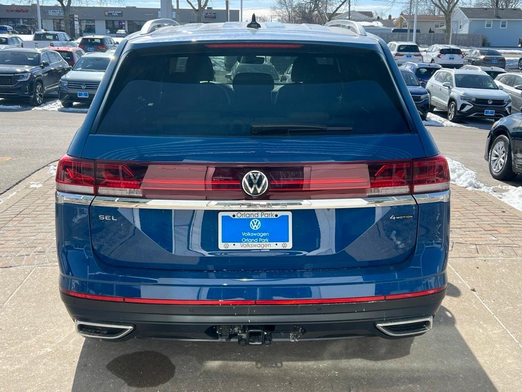 new 2025 Volkswagen Atlas car, priced at $47,072