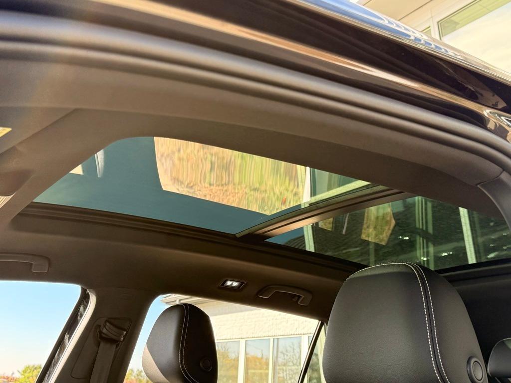 new 2026 Volkswagen Atlas Cross Sport car, priced at $48,721