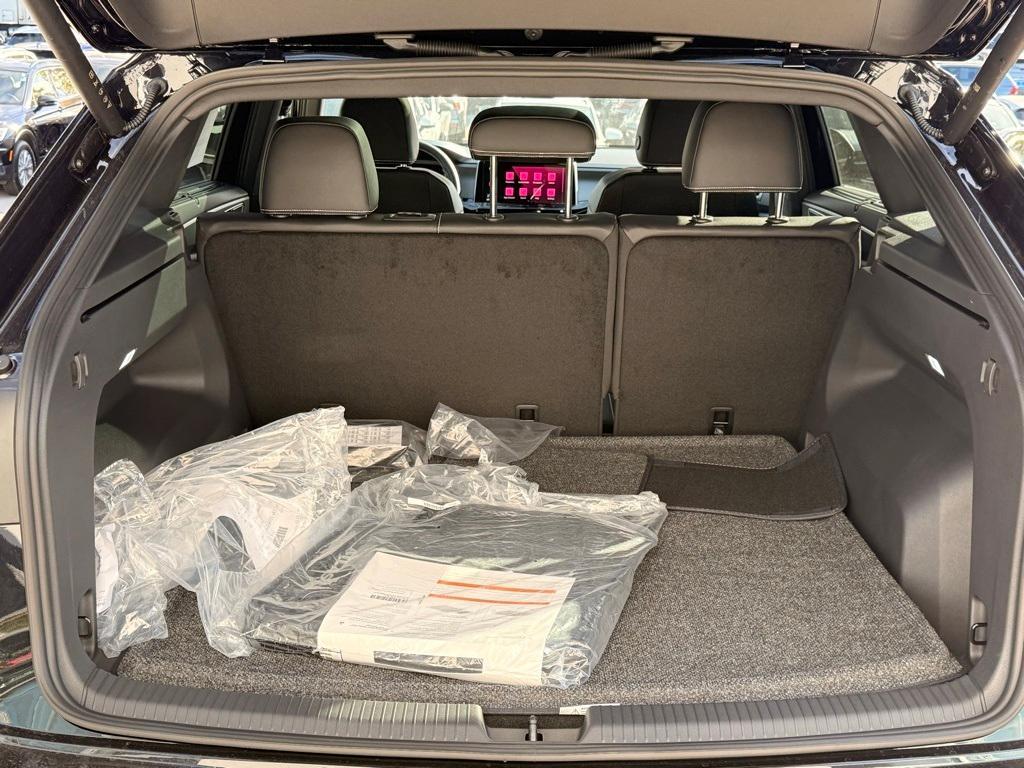 new 2026 Volkswagen Atlas Cross Sport car, priced at $48,721