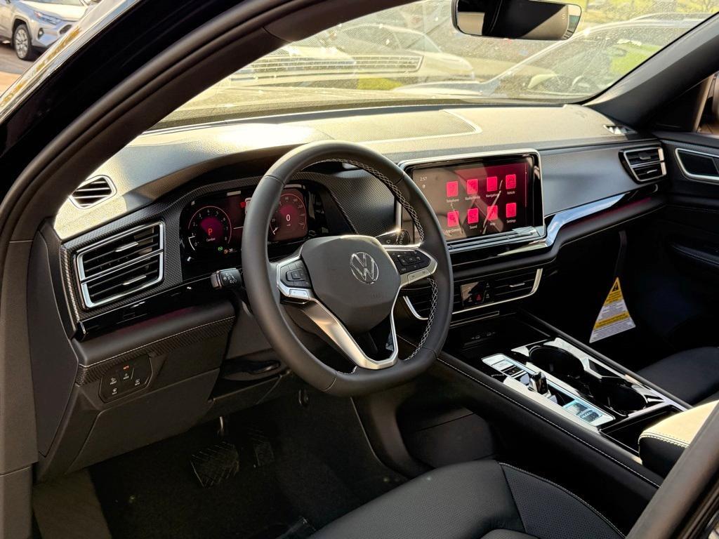 new 2026 Volkswagen Atlas Cross Sport car, priced at $48,721