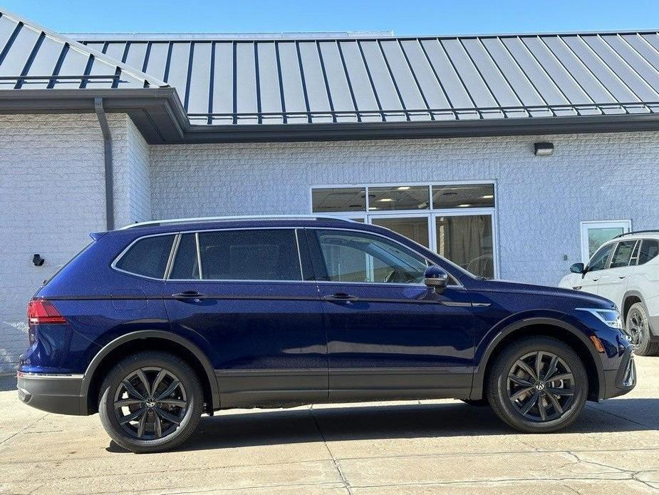 new 2024 Volkswagen Tiguan car, priced at $31,902