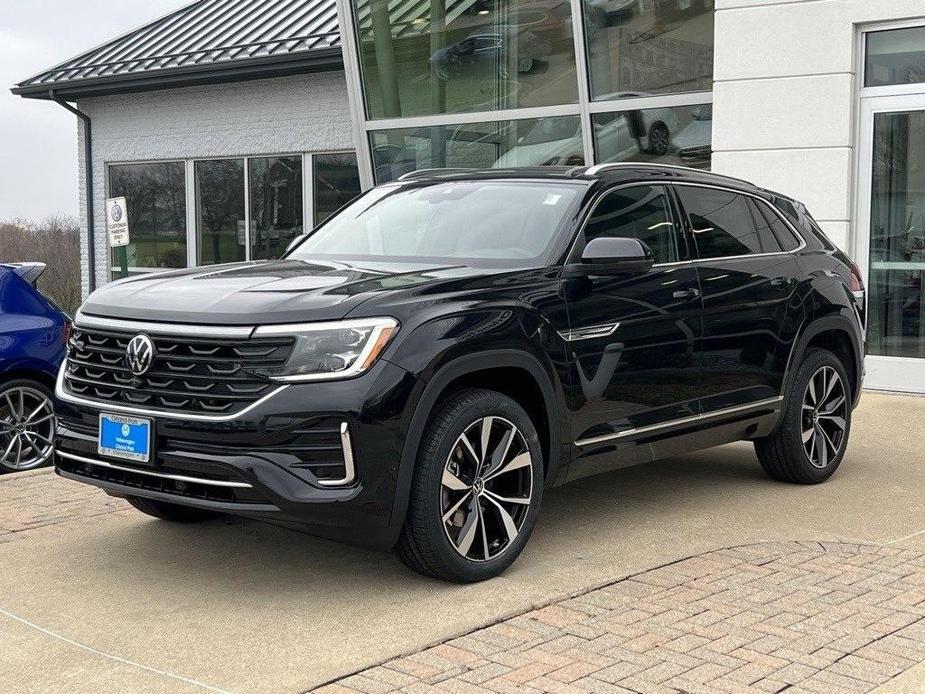 new 2025 Volkswagen Atlas Cross Sport car, priced at $51,157