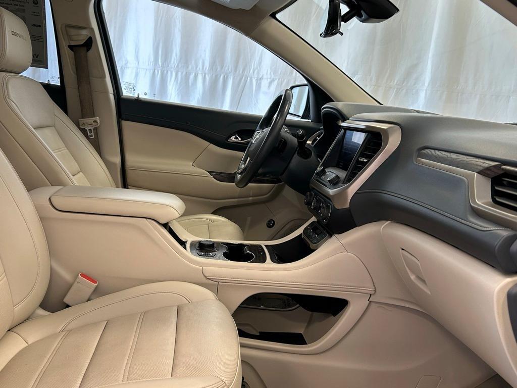 used 2022 GMC Acadia car, priced at $34,297