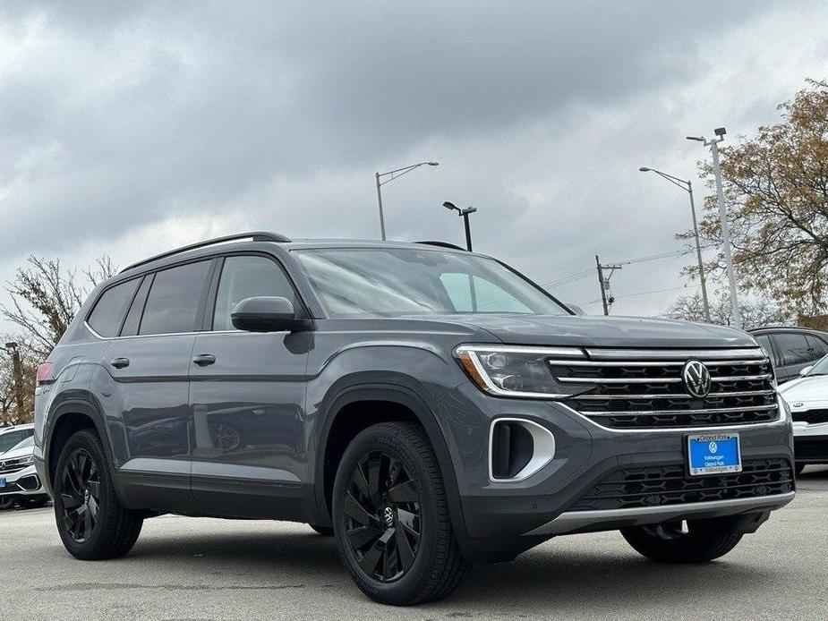 new 2025 Volkswagen Atlas car, priced at $44,748