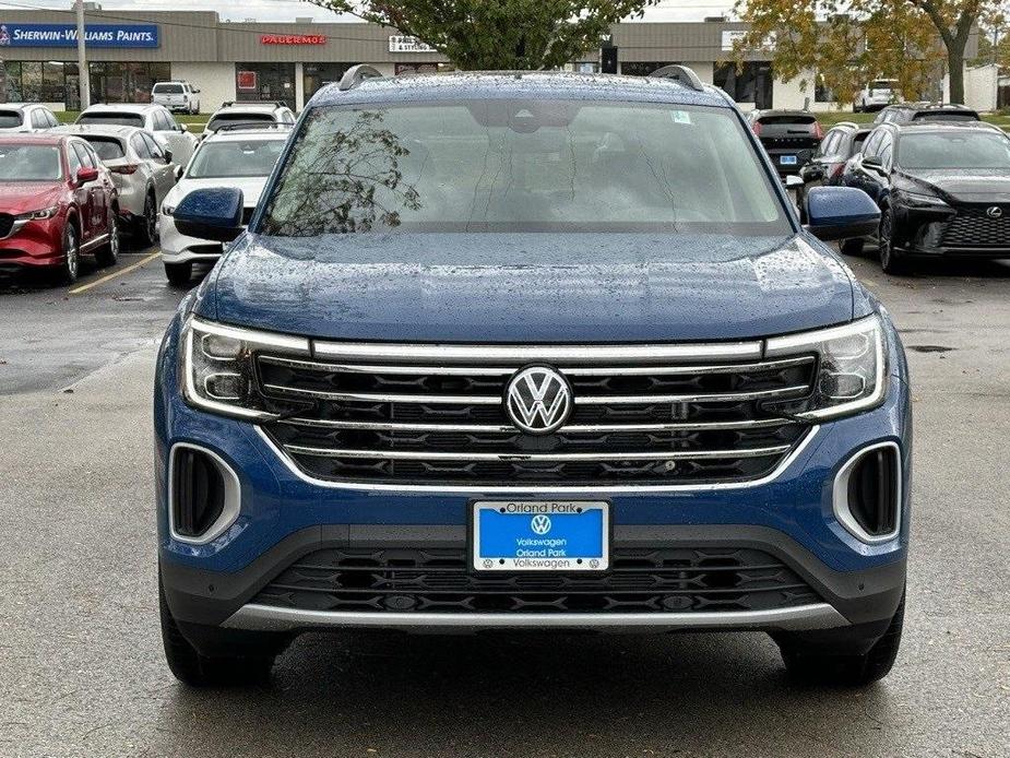 new 2025 Volkswagen Atlas car, priced at $45,073