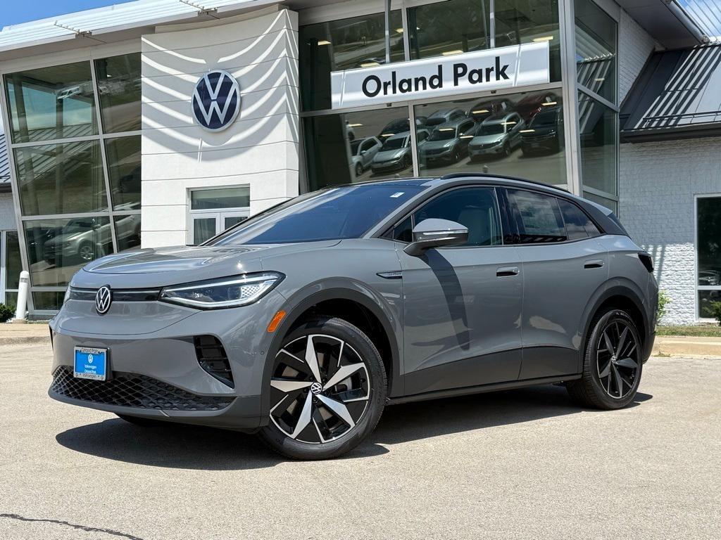 new 2025 Volkswagen ID.4 car, priced at $46,257