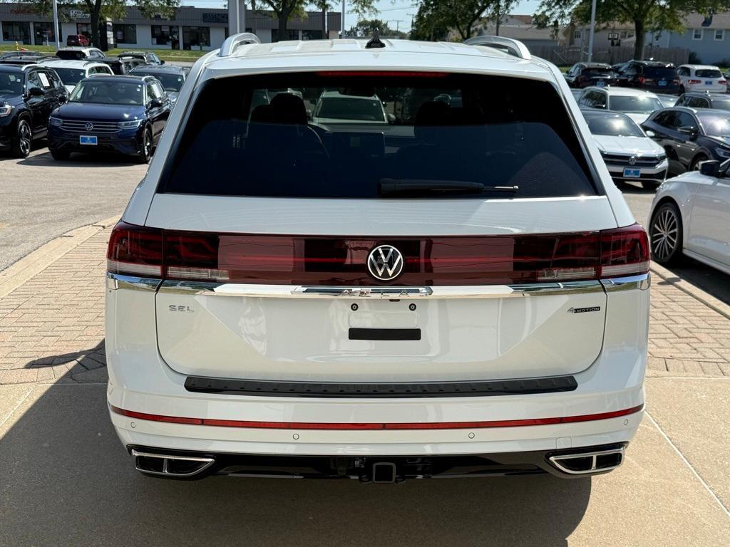 new 2026 Volkswagen Atlas car, priced at $55,216