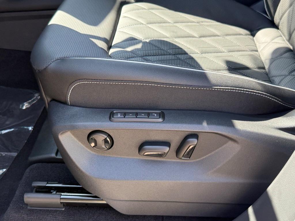 new 2026 Volkswagen Atlas car, priced at $55,216