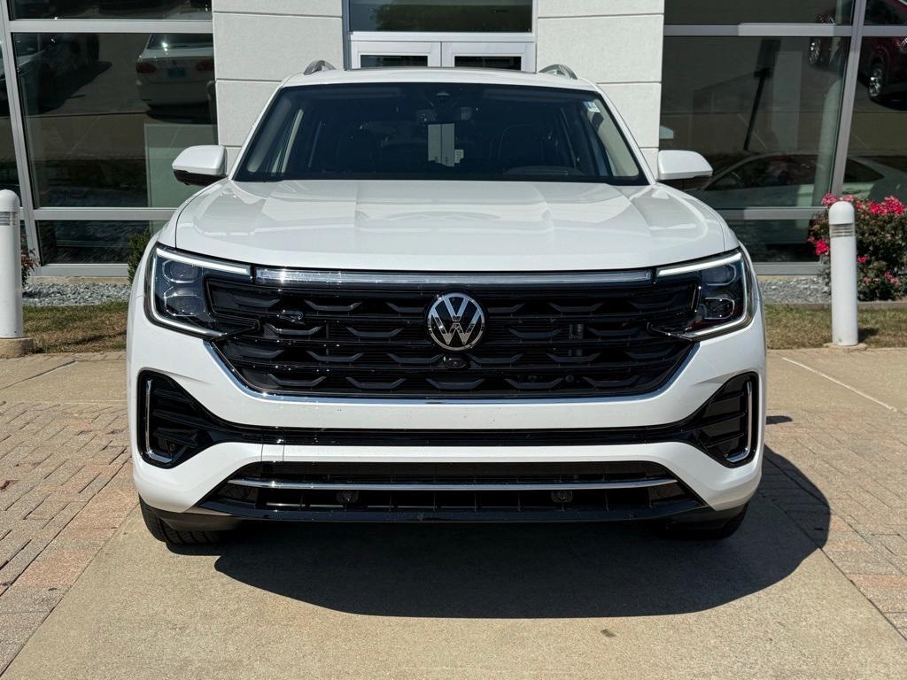 new 2026 Volkswagen Atlas car, priced at $55,216
