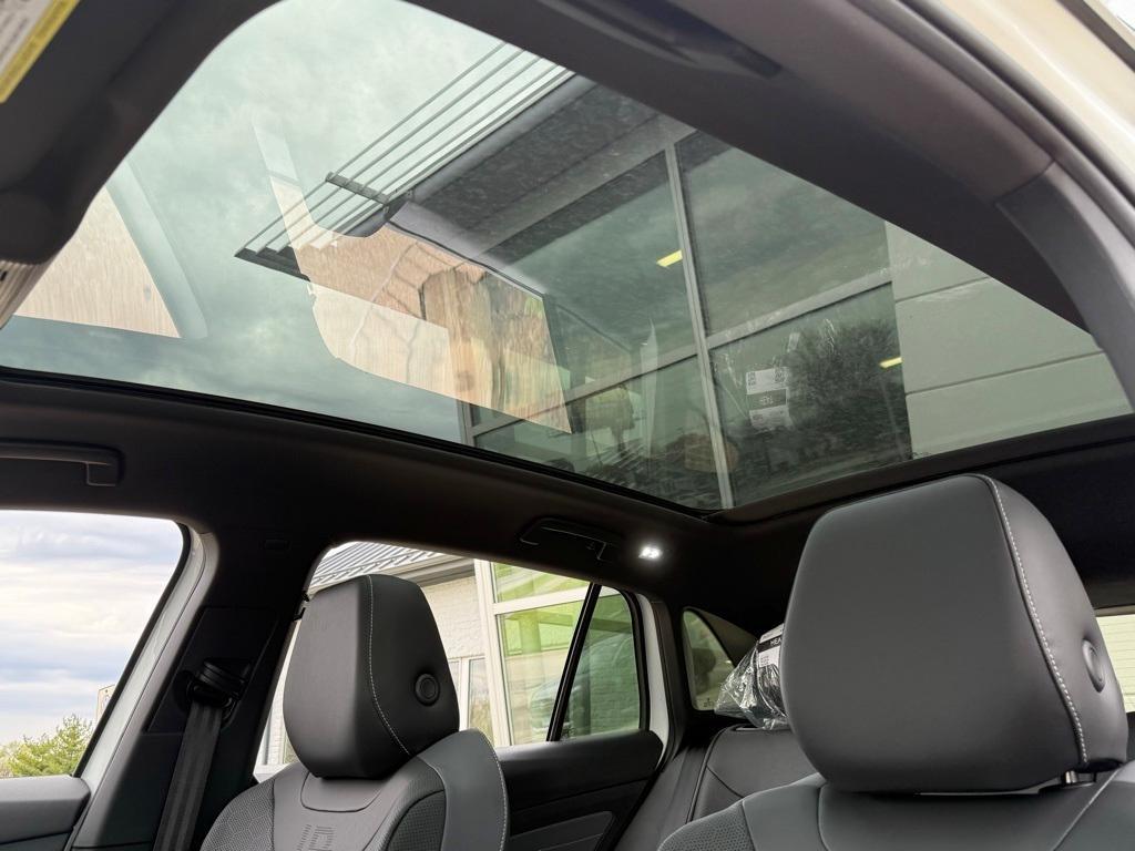 new 2025 Volkswagen ID.4 car, priced at $52,879