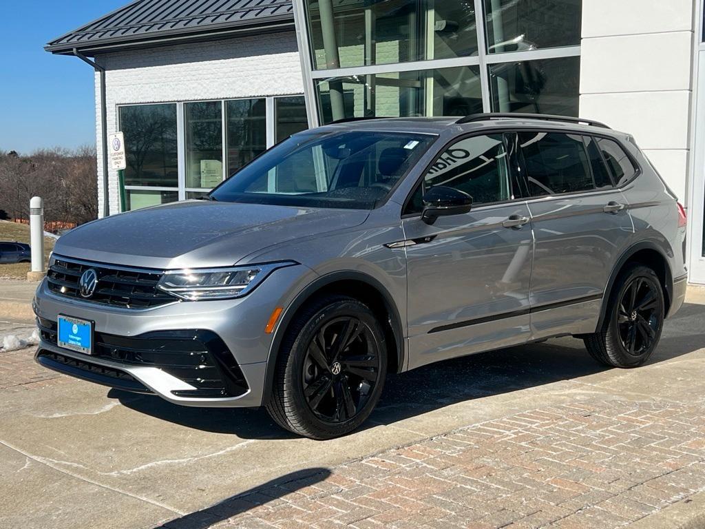 new 2024 Volkswagen Tiguan car, priced at $33,994