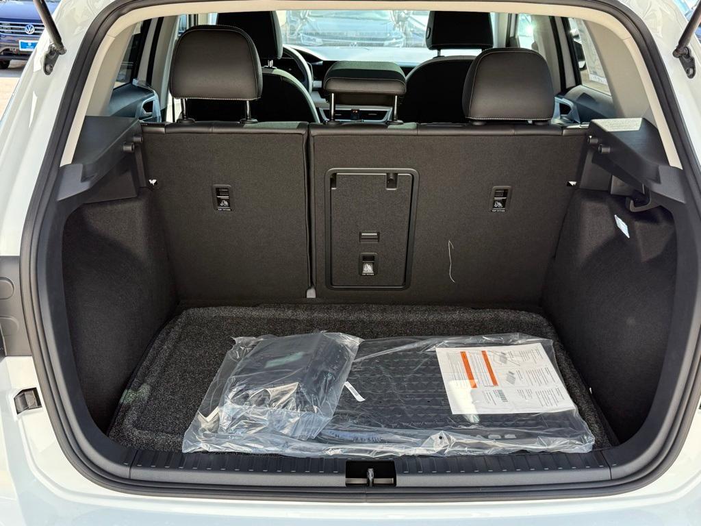 new 2025 Volkswagen Taos car, priced at $29,138