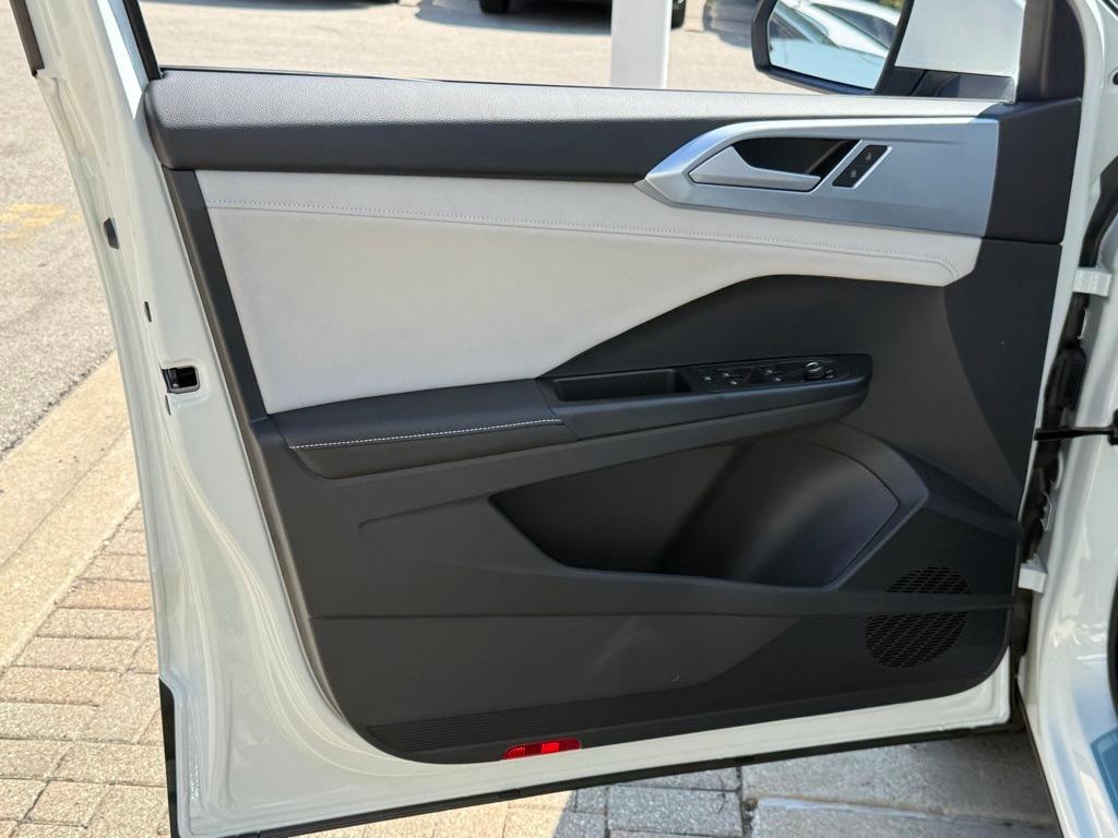 new 2025 Volkswagen Taos car, priced at $29,138