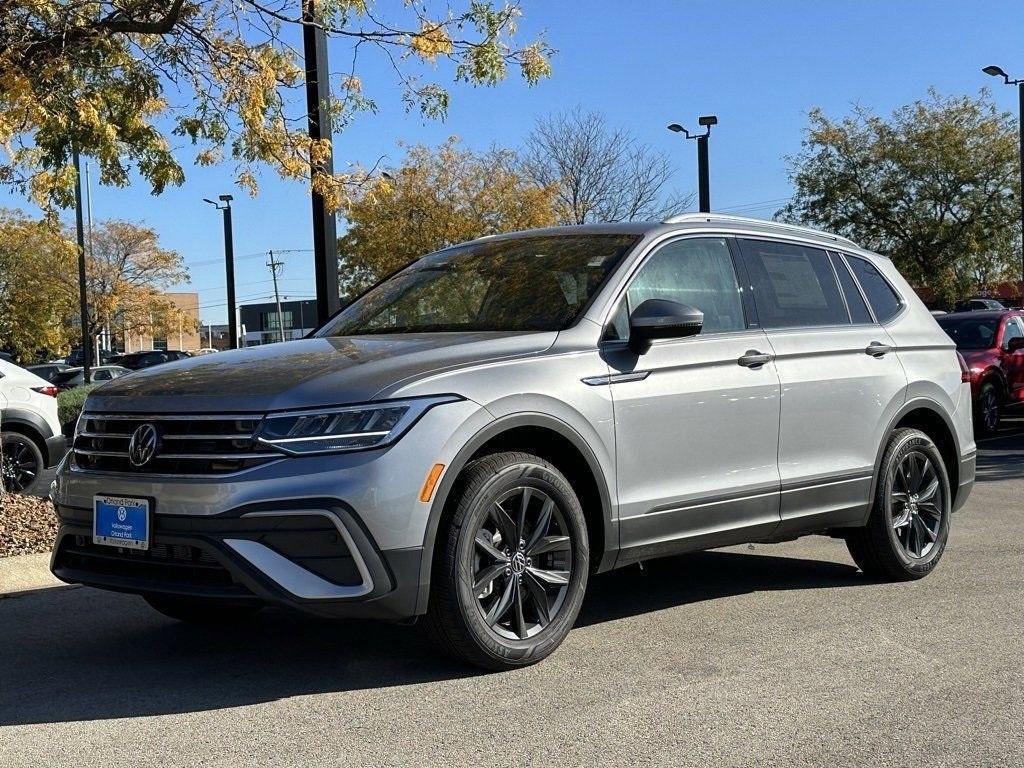 new 2024 Volkswagen Tiguan car, priced at $31,882